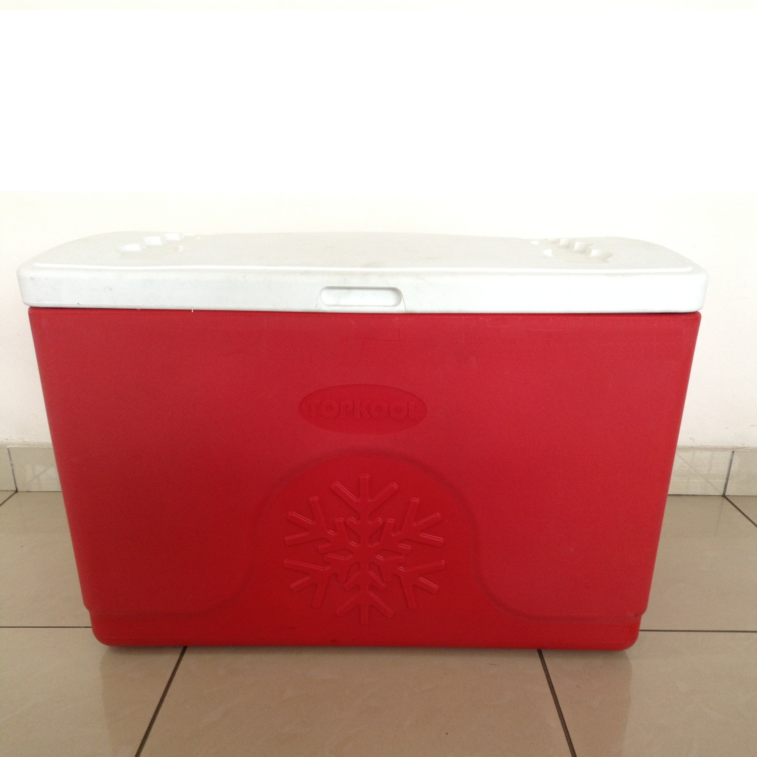large cooler boxes for sale